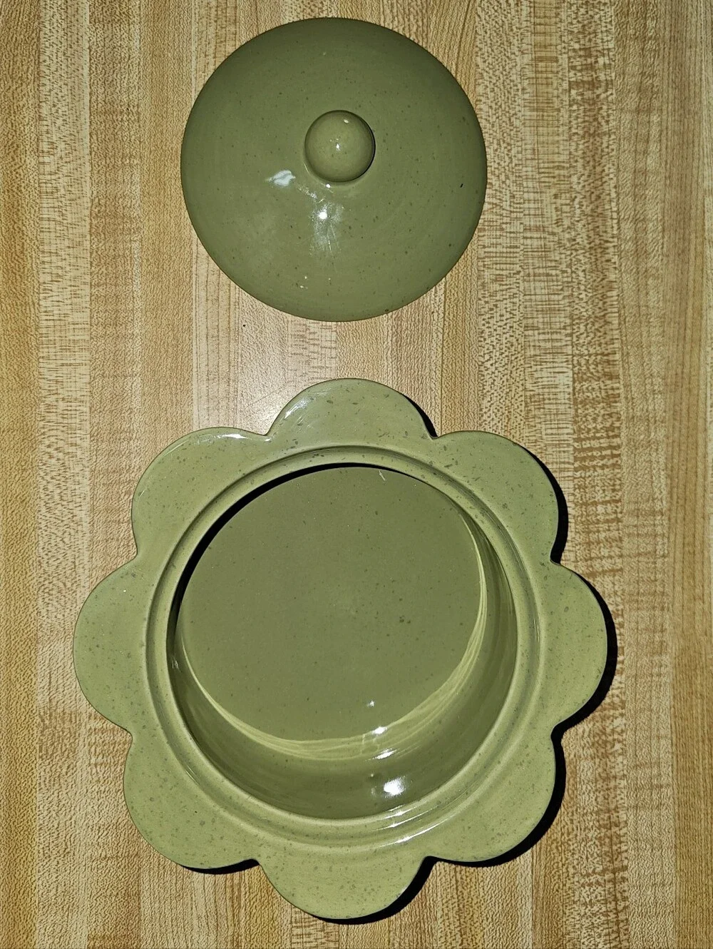 Green Ceramic Floral Lid Serving Bowl - Home Kitchen
